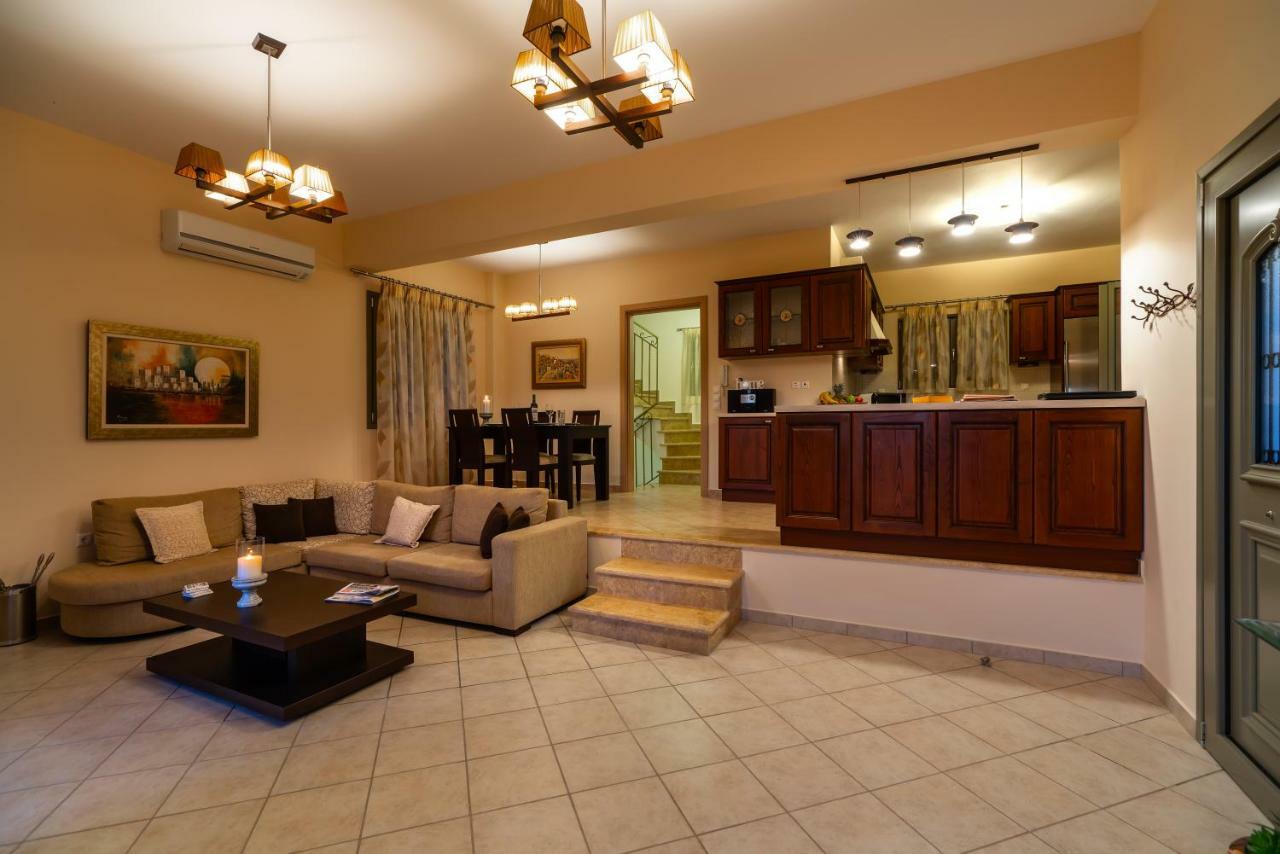 Villa Giannanti Порто Хели Екстериор снимка